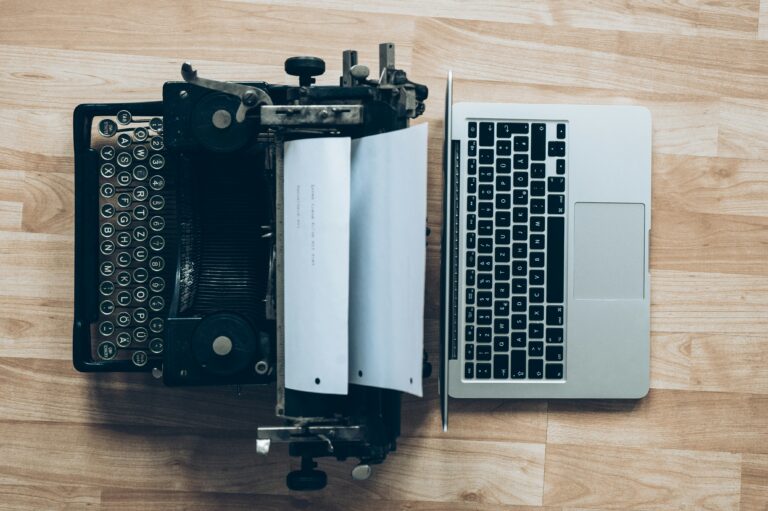 AI tools for freelance copywriters — writer's desk setup.